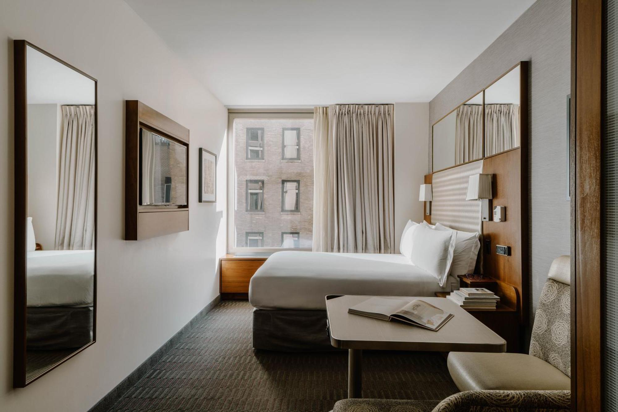 Boutique At Grand Nueva York
